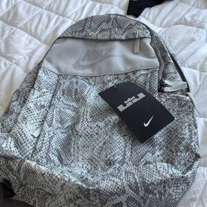 Brand new LeBron  Nike Snake Print Men's Backpack - Gray